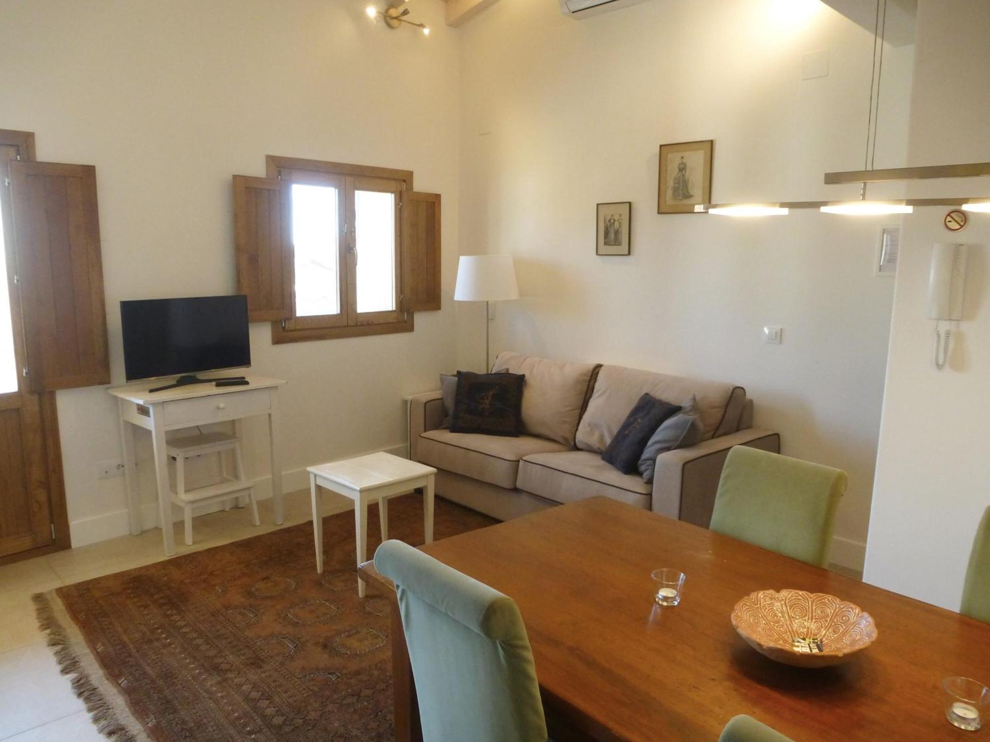 Apartamentos Rurales Entre Fuentes กัวกอสเตยุสเต ภายนอก รูปภาพ
