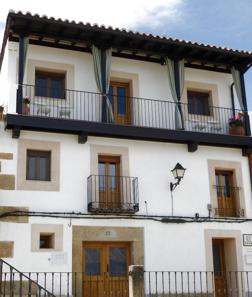 Apartamentos Rurales Entre Fuentes กัวกอสเตยุสเต ภายนอก รูปภาพ